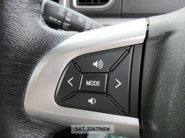 Daihatsu TANTO CUSTOM 2015-11 310020-8