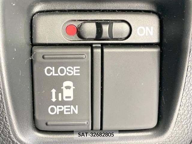 Honda N BOX CUSTOM 2015-10 350666-2