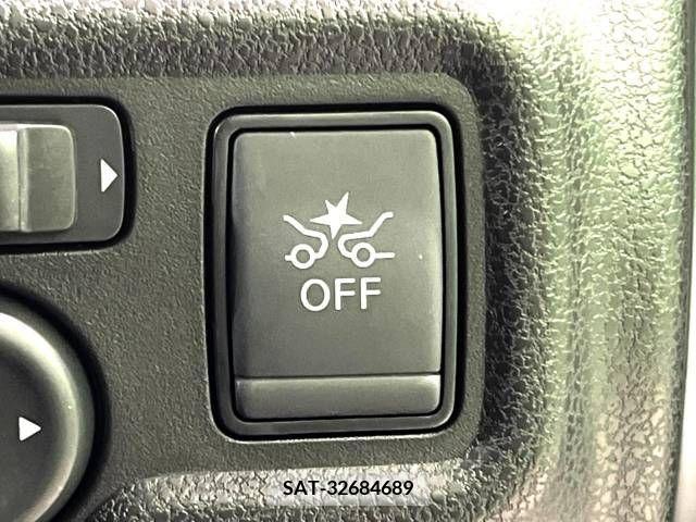 Nissan NOTE 2017-06 341459-5