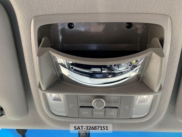 Honda e 2015-05 374636-26