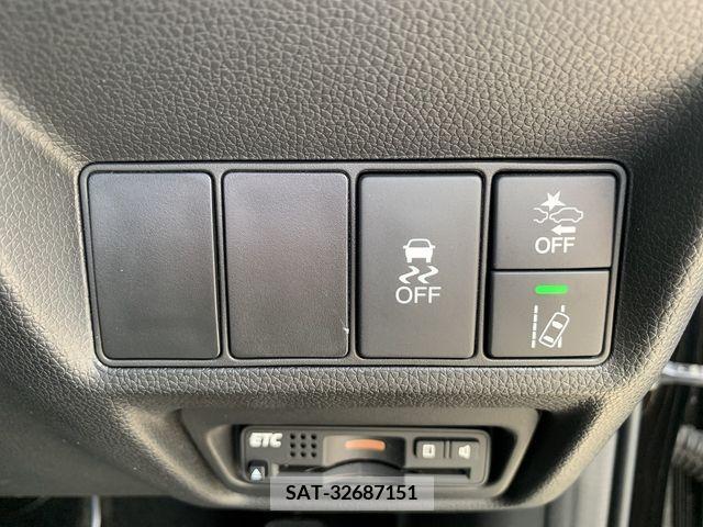 Honda e 2015-05 374636-18
