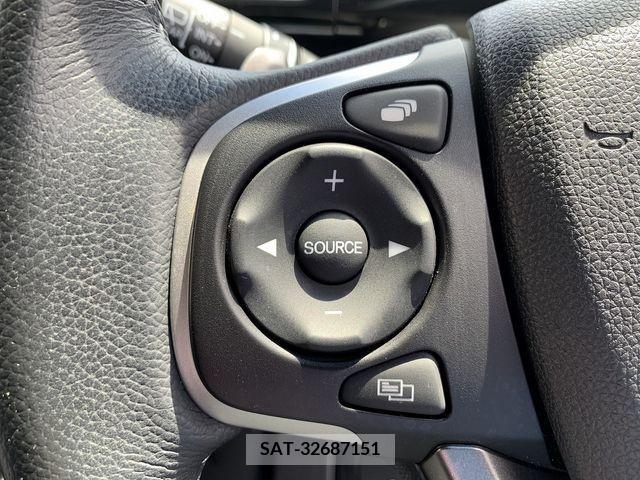 Honda e 2015-05 374636-19