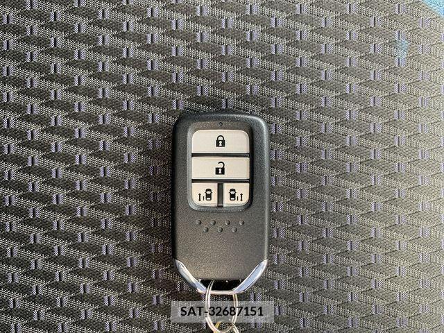 Honda e 2015-05 374636-27