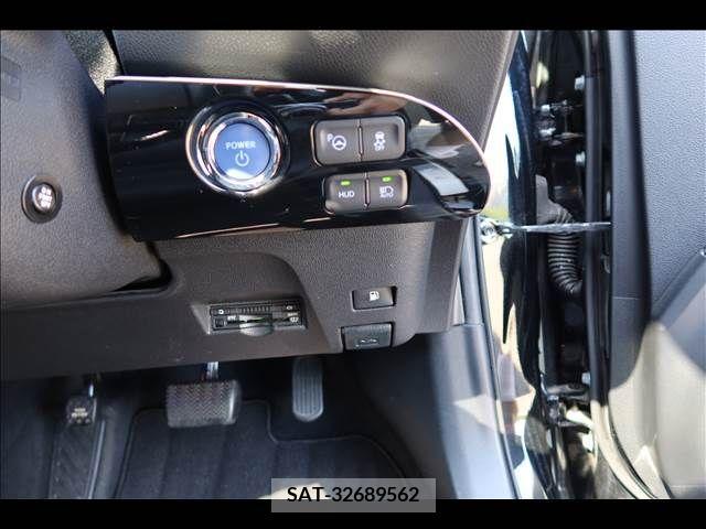 Toyota PRIUS 2016-07 393416-12