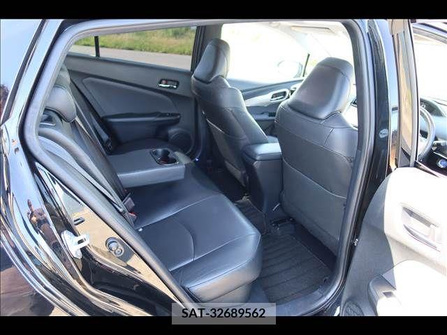 Toyota PRIUS 2016-07 393416-19