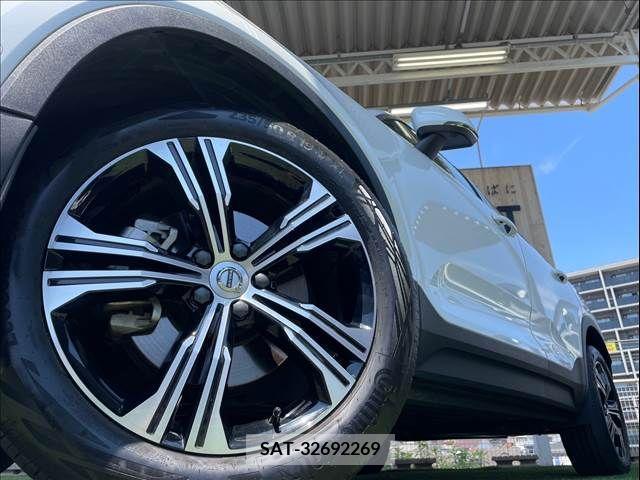 Volvo XC40 2022-01 320645-19