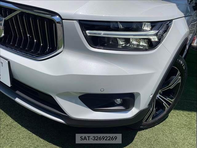 Volvo XC40 2022-01 320645-18