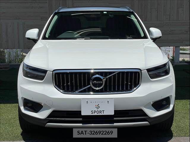 Volvo XC40 2022-01 320645-12