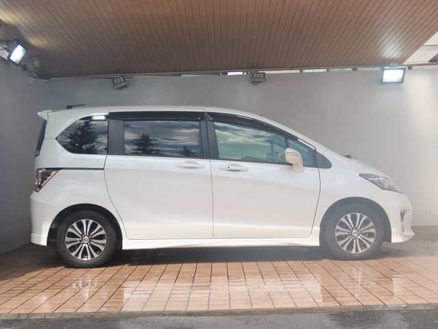 Honda FREED 2014-08 5133-7