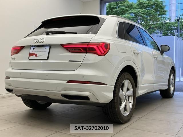 Audi Q3 2021-06 292780-1