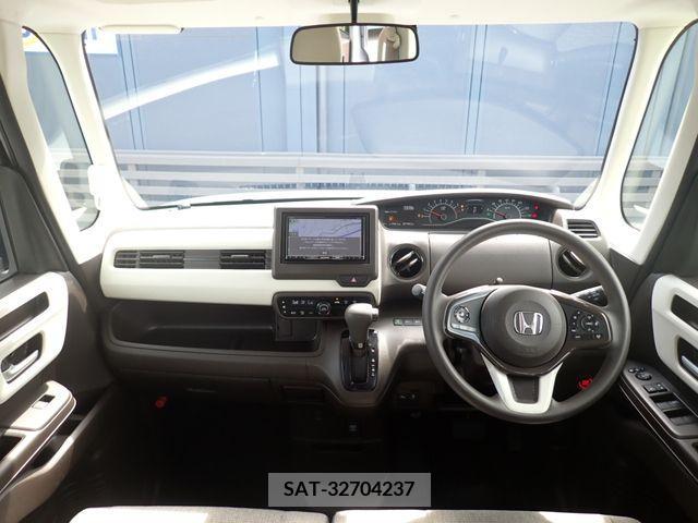 Honda N BOX 2021-05 392539-1