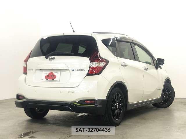 Nissan NOTE 2018-01 346075-2