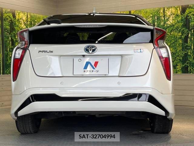 Toyota PRIUS 2015-12 366623-15