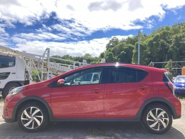 Toyota AQUA 2018-09 20158-8