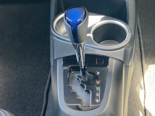 Toyota AQUA 2018-09 20158-18