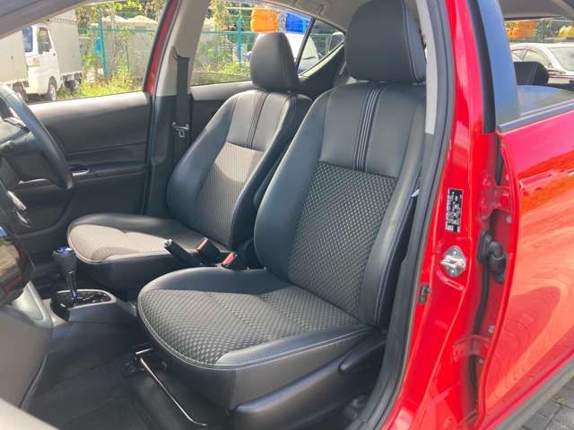 Toyota AQUA 2018-09 20158-23