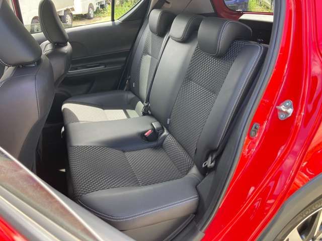Toyota AQUA 2018-09 20158-26