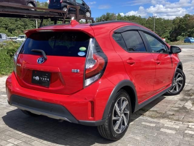 Toyota AQUA 2018-09 20158-2
