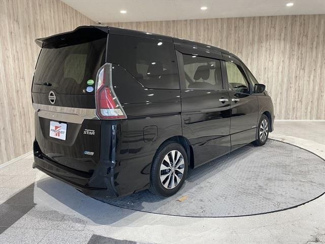 Nissan SERENA 2016-11 16846-4