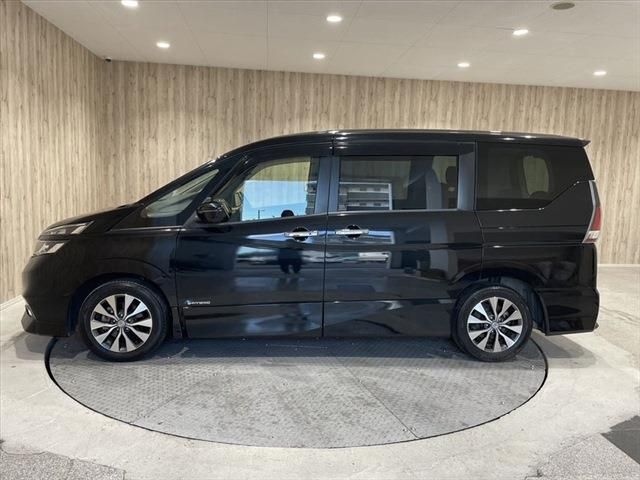 Nissan SERENA 2016-11 16846-7