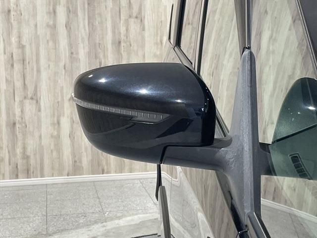 Nissan SERENA 2016-11 16846-13