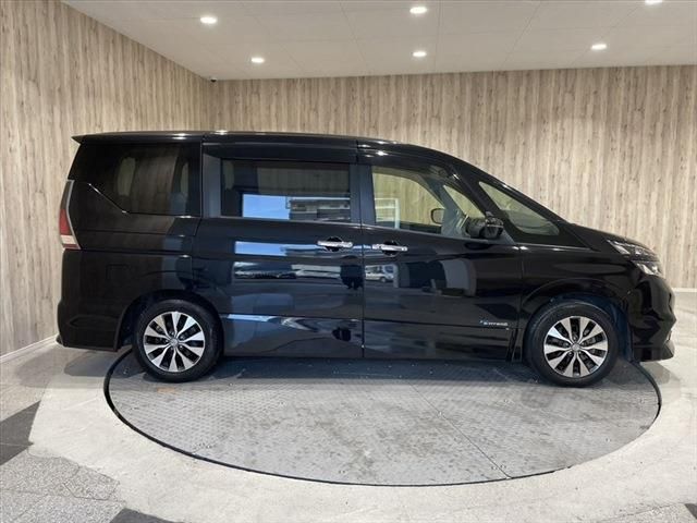 Nissan SERENA 2016-11 16846-3