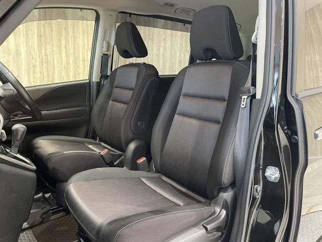 Nissan SERENA 2016-11 16846-22