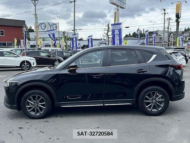 Mazda CX-5 2022-05 358728-8