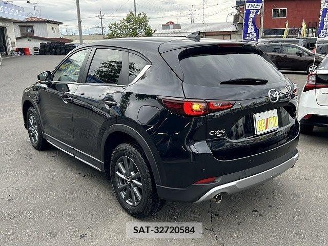 Mazda CX-5 2022-05 358728-6