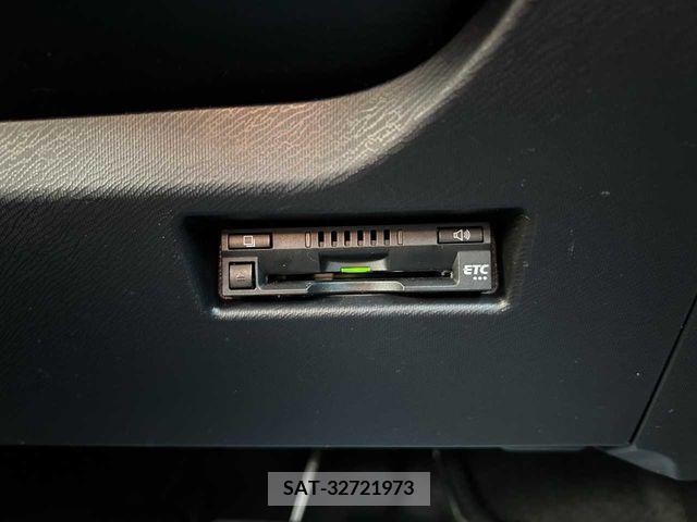 Toyota AQUA 2017-11 356312-16