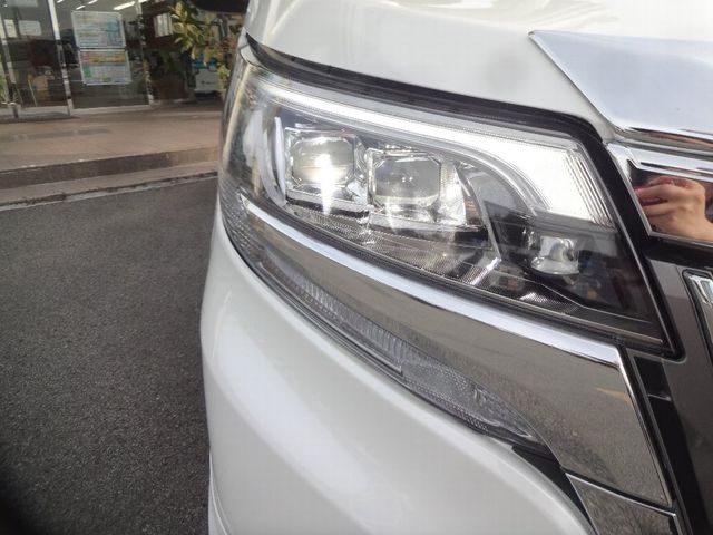 Toyota ESQUIRE 2018-09 22329-26