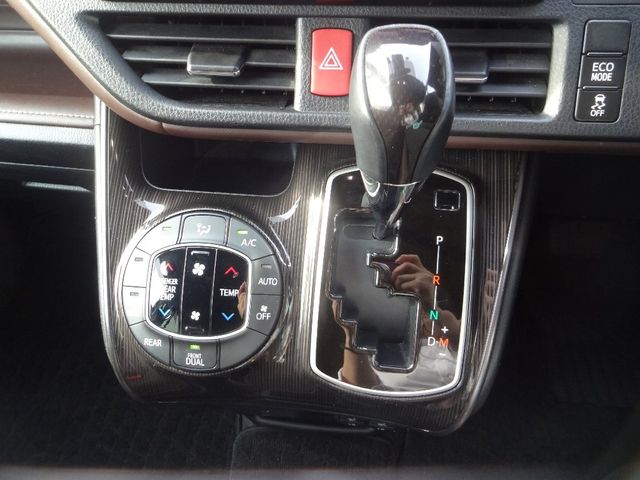 Toyota ESQUIRE 2018-09 22329-13