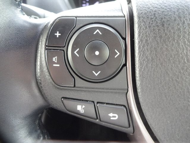 Toyota ESQUIRE 2018-09 22329-17