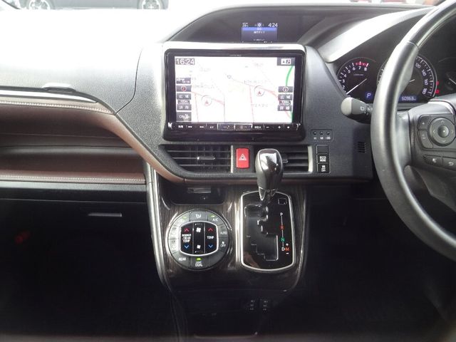 Toyota ESQUIRE 2018-09 22329-9