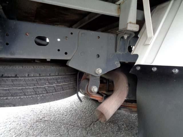 Nissan ATLAS 2014-10 189198-18