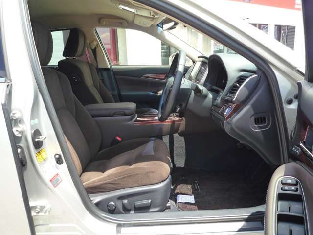 Toyota CROWN SEDAN 2013-03 19890-12