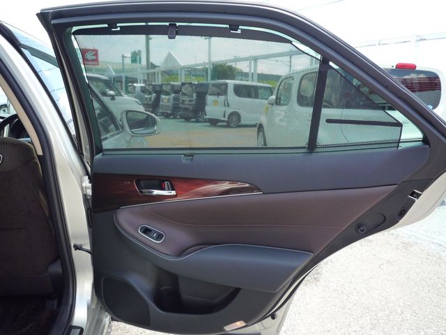Toyota CROWN SEDAN 2013-03 19890-23