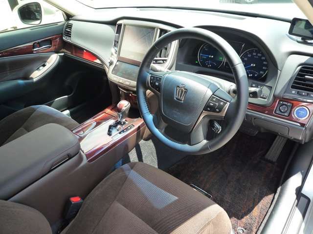 Toyota CROWN SEDAN 2013-03 19890-14