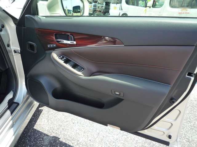 Toyota CROWN SEDAN 2013-03 19890-13