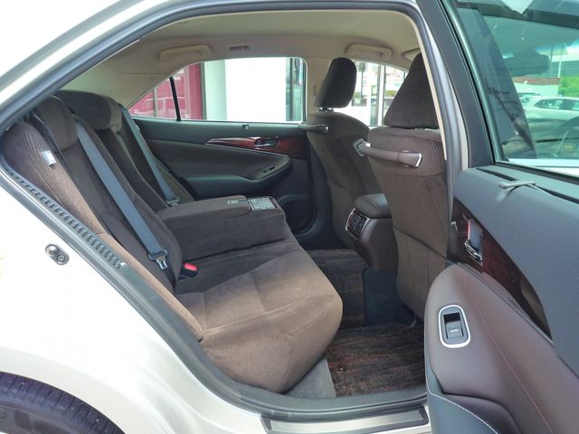 Toyota CROWN SEDAN 2013-03 19890-24