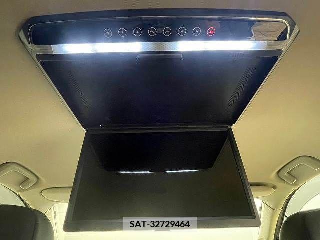 Mitsubishi OUTLANDER PHEV 2018-11 303563-7