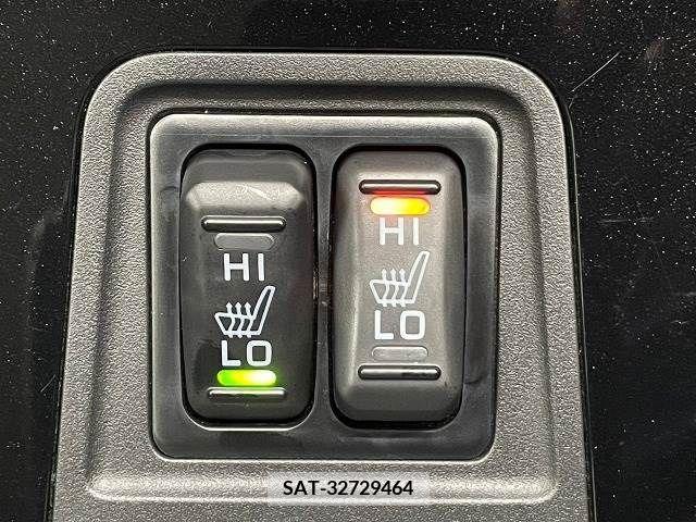 Mitsubishi OUTLANDER PHEV 2018-11 303563-9