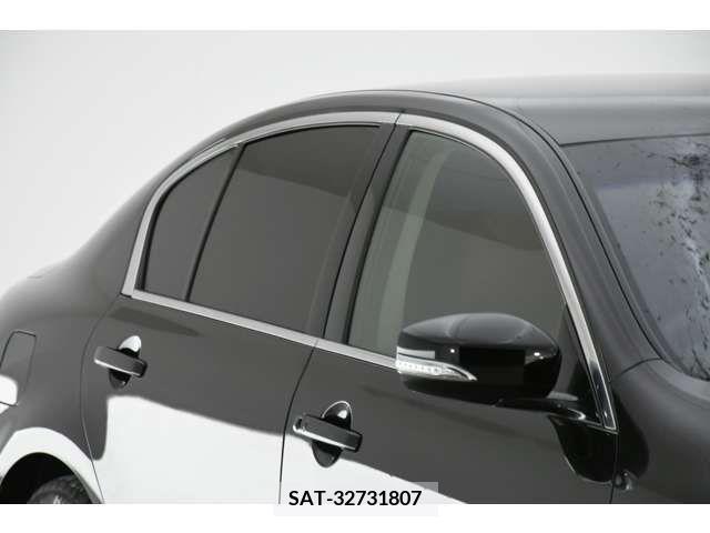 Nissan SKYLINE 2012-01 337680-3