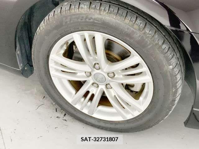 Nissan SKYLINE 2012-01 337680-12