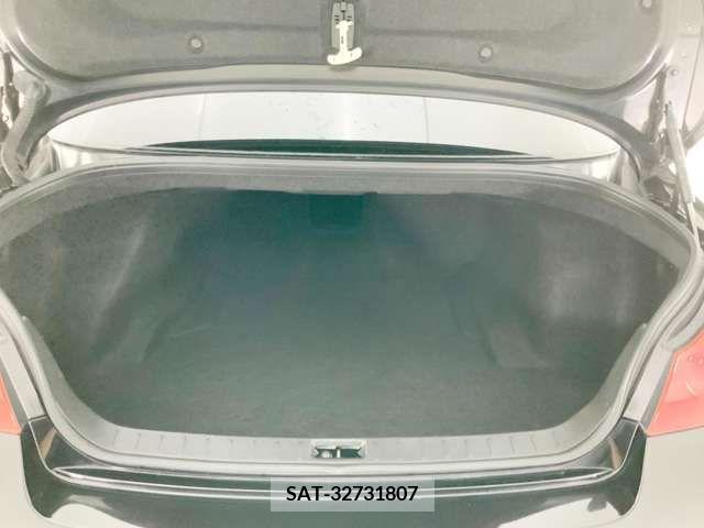 Nissan SKYLINE 2012-01 337680-11