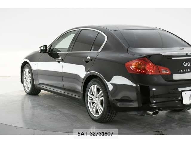 Nissan SKYLINE 2012-01 337680-6