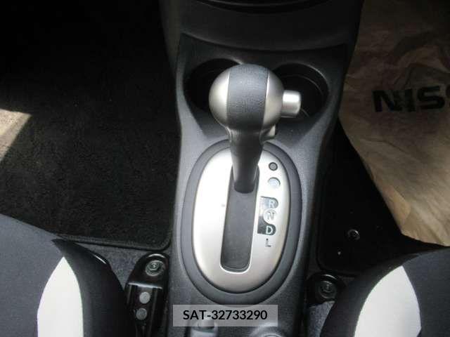 Nissan NOTE 2018-02 302425-6