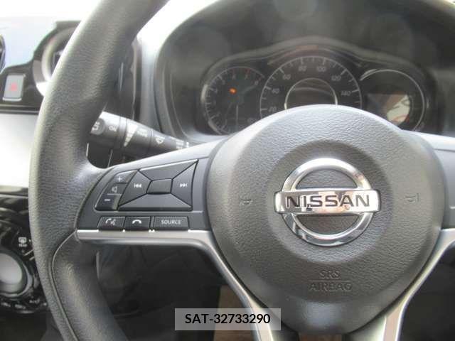 Nissan NOTE 2018-02 302425-4