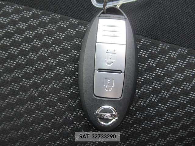 Nissan NOTE 2018-02 302425-9