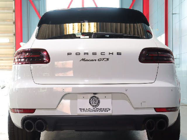 Porsche MACAN 2016-06 193364-5